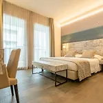 Otel Ambassador