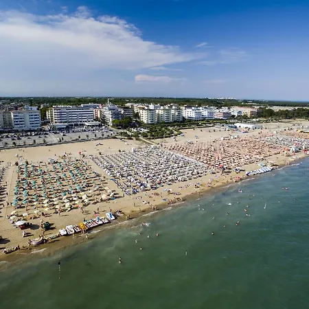 Ambassador 4* Bibione