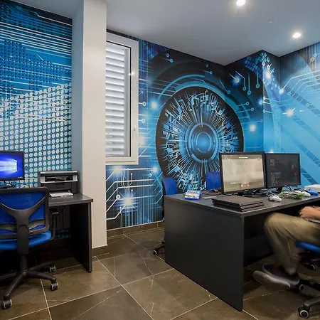 Szálloda Ambassador 4*