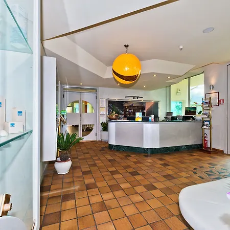 Готель Ambassador 4*